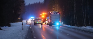 Ingen förklaring till svåra bussolyckan