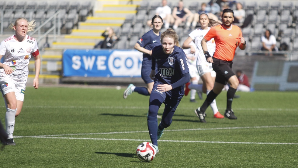 Eskilstuna Uniteds Nicole Robertson gjorde lagets enda mål borta mot Mallbacken.