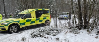 Trafikolycka utanför Vimmerby – bil på sidan