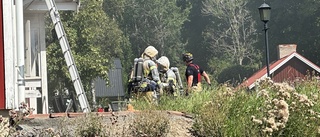 Brand bröt ut i villa utanför Uppsala