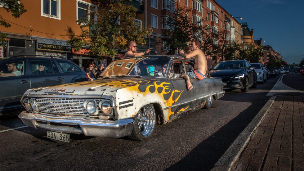 Massor med amerikanska bilar kommer att kunna ses på Kungsgatan på lördag.