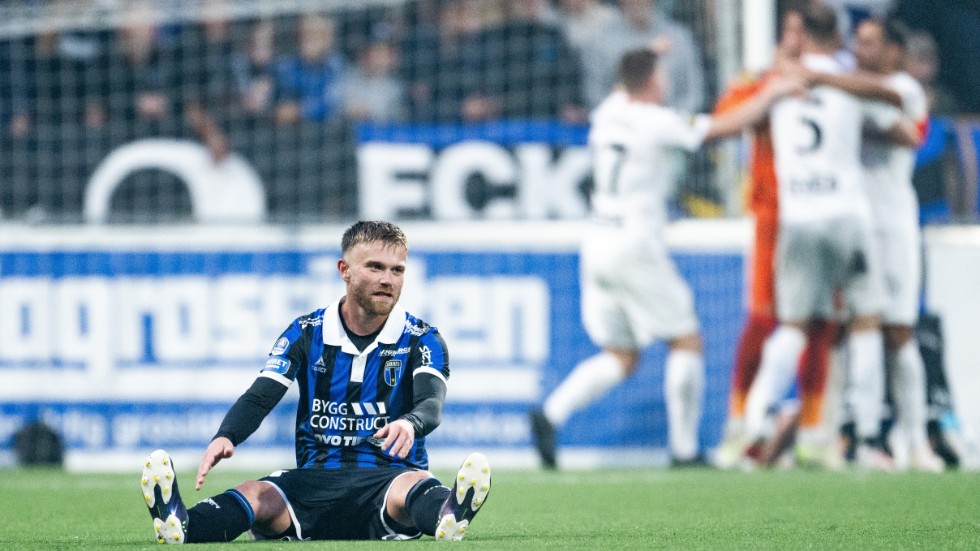 Dennis Widgren deppar efter AIK:s sena segermål.
