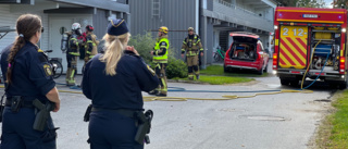 Stort pådrag på Anderstorp efter brand i lägenhet