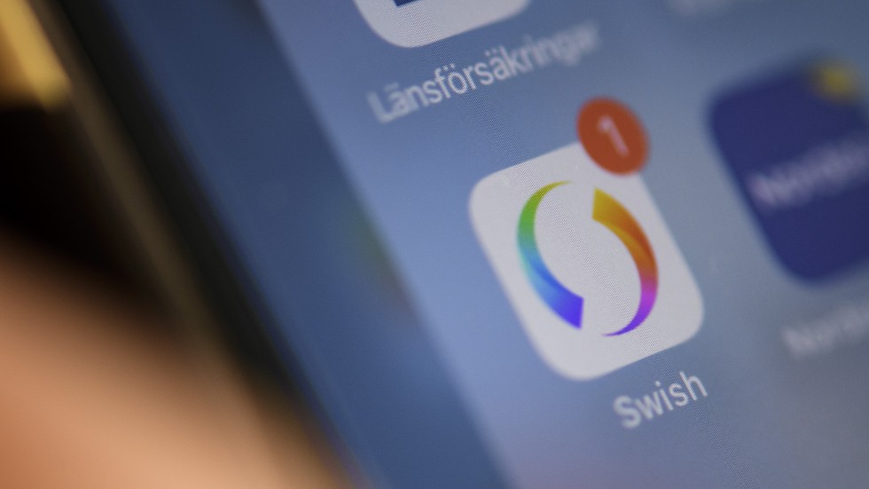 Den 19-åriga gotländskan tog emot Swish-betalningar på sammanlagt 9 100 kronor.