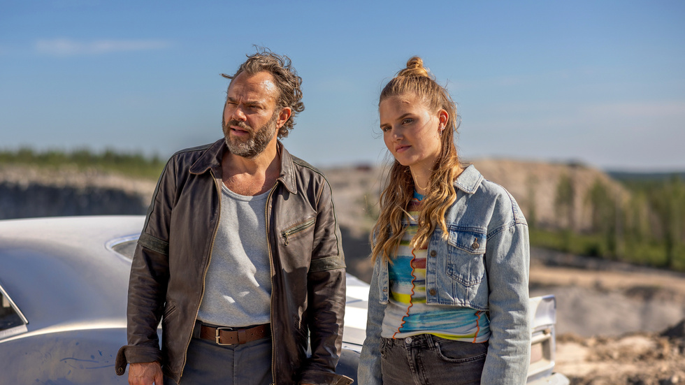 David Hellenius och Elsa Öhrn i "Ett sista race". Pressbild.