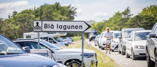 Så ska de lösa trafikkaoset vid populära badplatsen – men först i slutet av sommaren