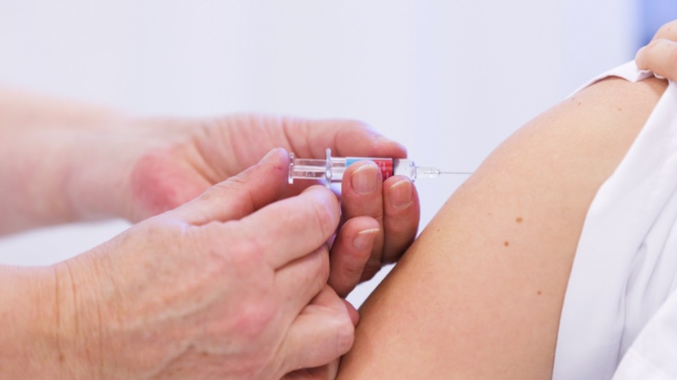 Får tid två veckor efter uppstart 3:e november för vaccinering och då var pneumokockvaccinet slut. Skriver insändarskribenten.
