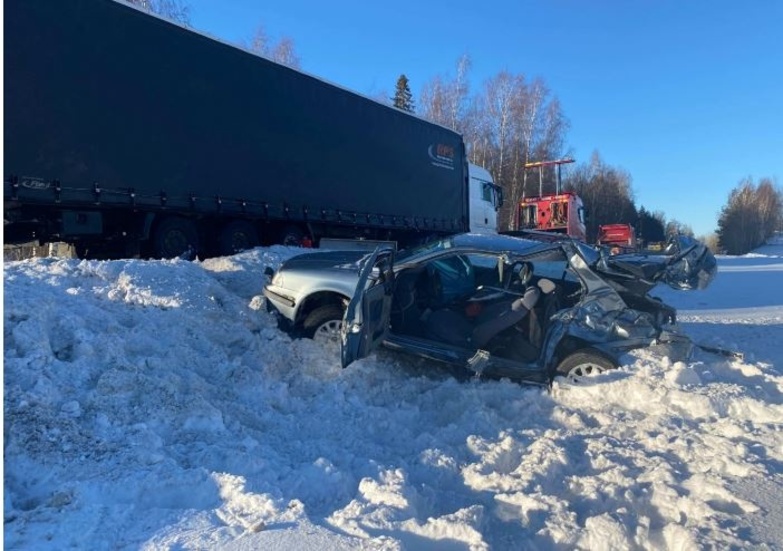 En förare i 40-årsåldern åtalas nu för grovt rattfylleri efter en trafikolycka på riksväg 50 i Medevitrakten förra vintern.