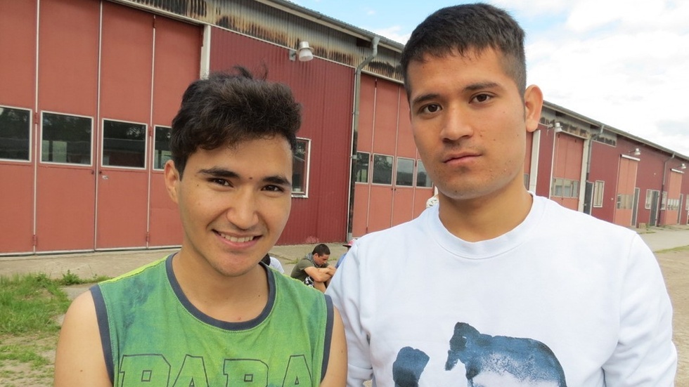 Morteza Amiri och Habib Nazari från Afghanistan hade en rolig dag på Gamlebygymnasiet.