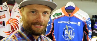 Han kör i elitserien även 2018