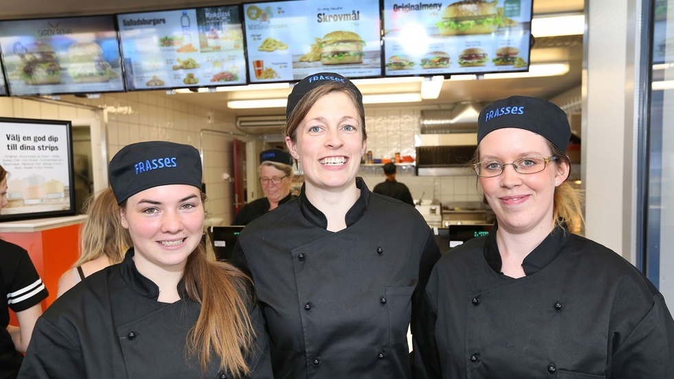 Fr. v. Emelie Karlsson, restaurangchef Ursula Ragnar och Tatiana Gerstenkorn.