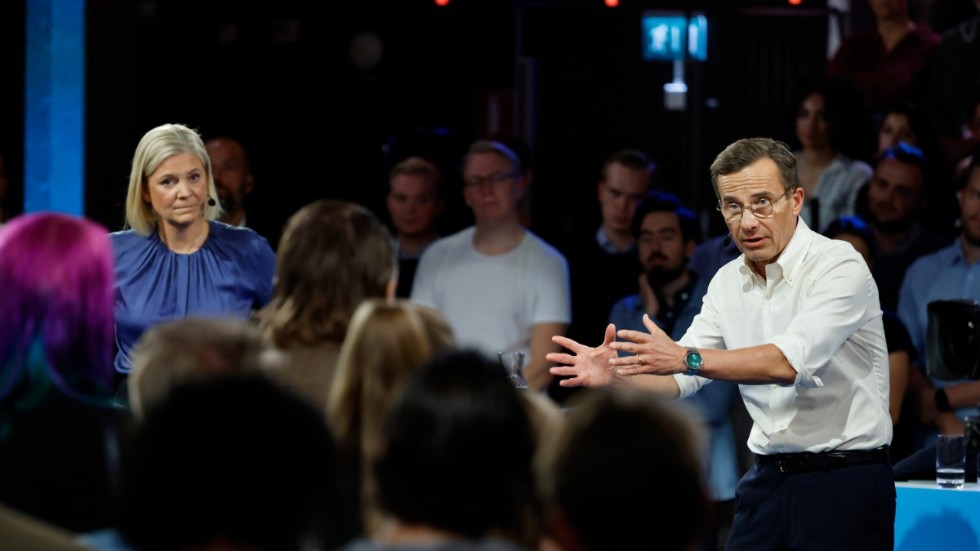 Statsminister Magdalena Andersson (S) och Moderaternas partiledare Ulf Kristersson (M) under Statsministermötet i SVT som sändes från Uppsala under onsdagskvällen.