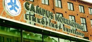 Tio sägs upp från Campus