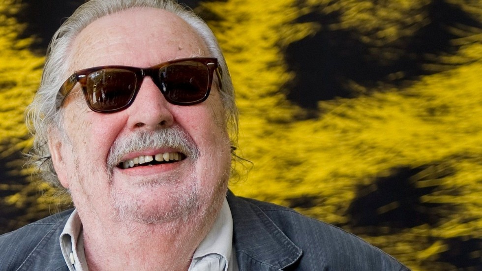 Alain Tanner med hederspriset "Hedersloparden" vid filmfestivalen i Locarno 2010.