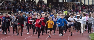 600 deltog i årets Skoljoggen: ✓Enhörning ✓Elak prinsessa som är snäll ✓Jättesnabb orienterare