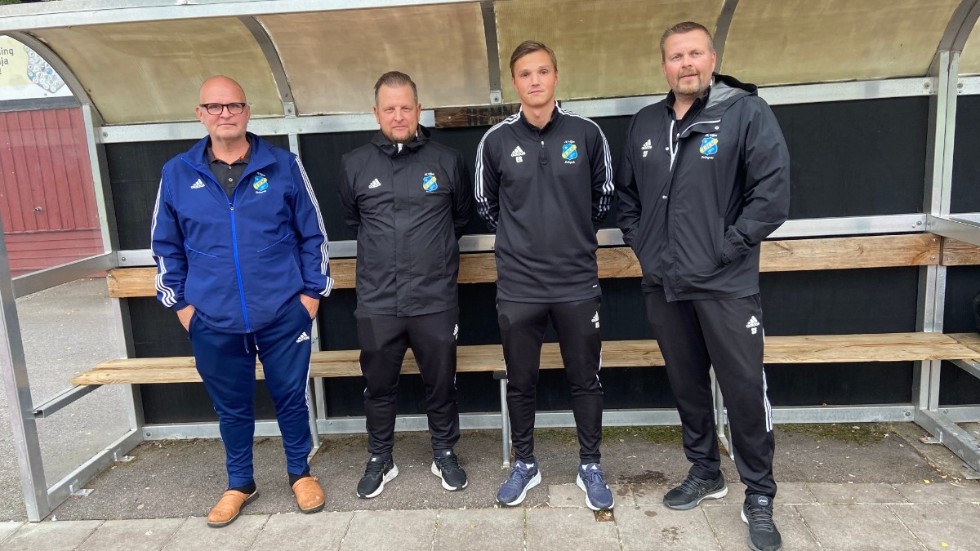 Hannu Paananen, Andreas Carlsson, Erik Risberg och Stefan Fallström ingår i Viljans breda ledarstab och ser på lördagen laget möta Farsta i en nyckelmatch på bortaplan.