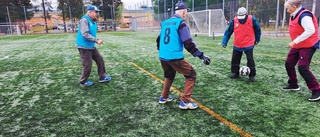 Bollen i rullning på Björks     