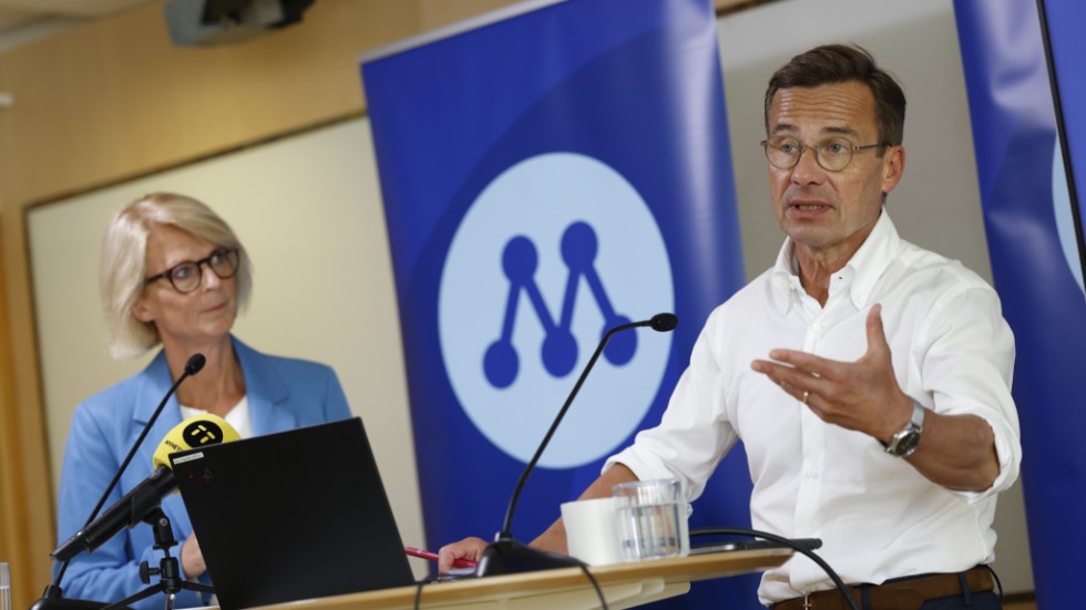 Moderaternas ekonomiskpolitiska talesperson Elisabeth Svantesson och partiledare Ulf Kristersson presenterade förslag för att bryta utanförskapet.