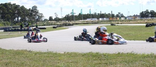 På Rookie Cup är alla nybörjare: Full fart på gokartbanan