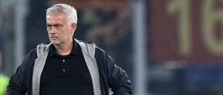 Mourinho totalsågar egna spelaren