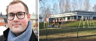 Oro kring återöppning av Sjungande dalens skola – politikerns svar: ”Vi bedömer att vi kommer hinna”