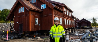 I veckan rullar fem hus som räddas iväg på vagnar