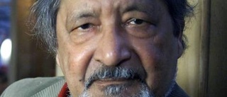 Högmodig Naipaul dissekerar kolleger