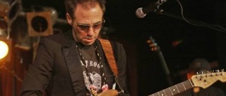 Nils Lofgren