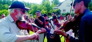 Midsommar med högtryck och riksspelman