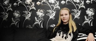 Emma, 12, firar lite extra vart fjärde år