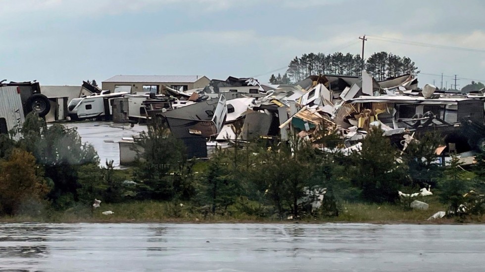 Flera hus förstördes i tornadon.