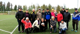 Gå-fotboll lockade många till spel