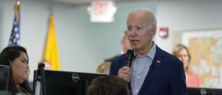 Biden lovar stöd till brandhärjad delstat