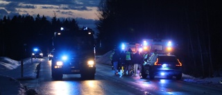 Ambulans och helikopter ryckte ut till trafikolycka