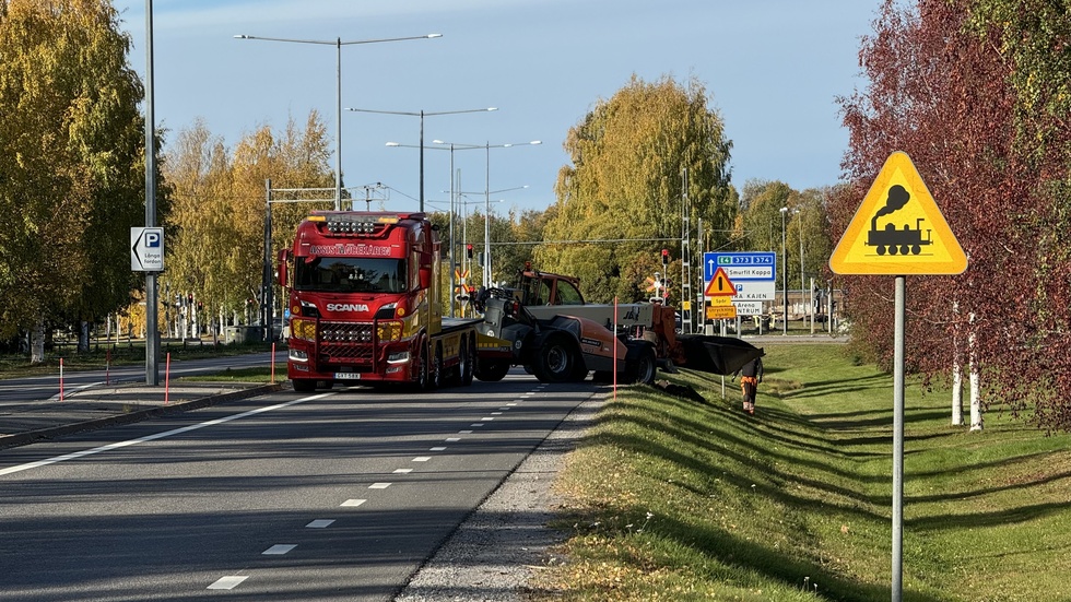 "Kommunens vision att flytta ut Timmerleden mot Sörfjärden är väl lovvärt. Har våra politiker förankrat det med TRV som äger beslutet?", skriver insändarskribenterna. (Arkivbild)