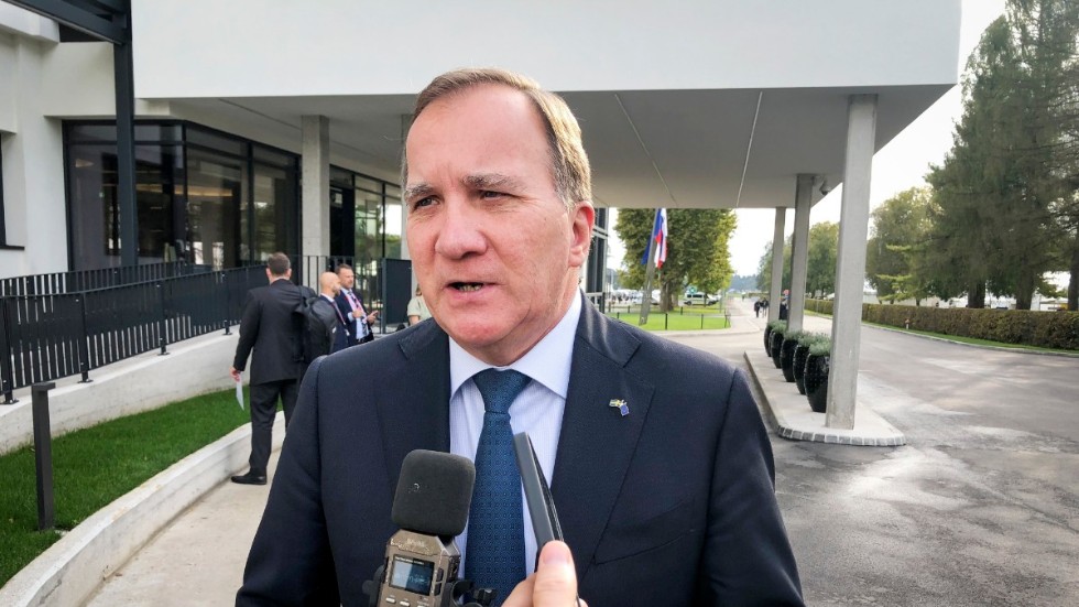 Statsminister Stefan Löfven på väg in till tisdagens EU-toppmöte i Brdo i Slovenien.