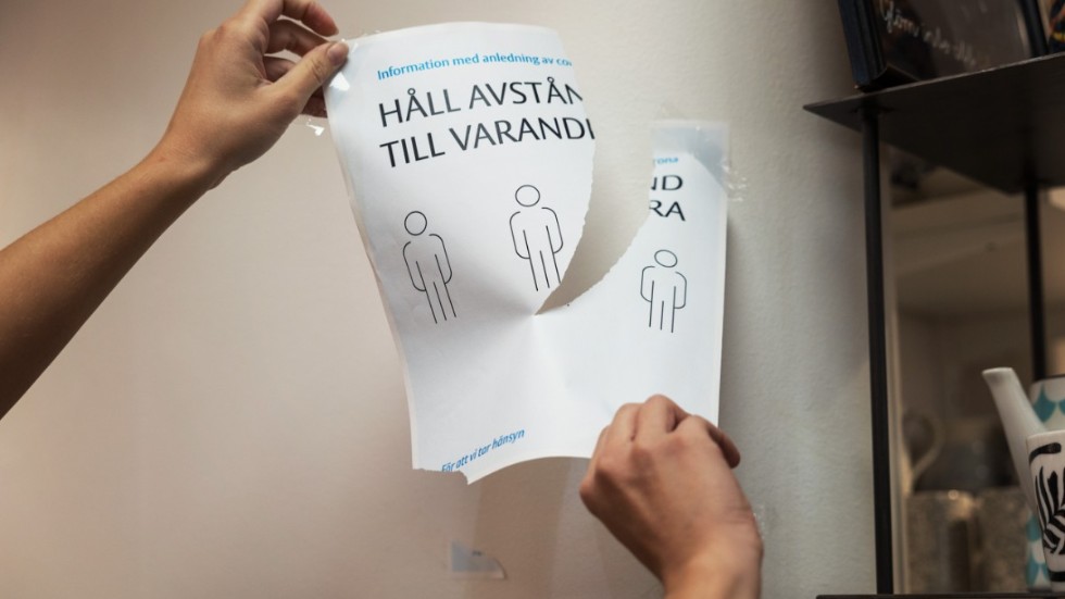 De allra flestra restriktioner slopas från och med onsdag.