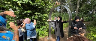 De har varit med och skapat "världens första mammamonument"