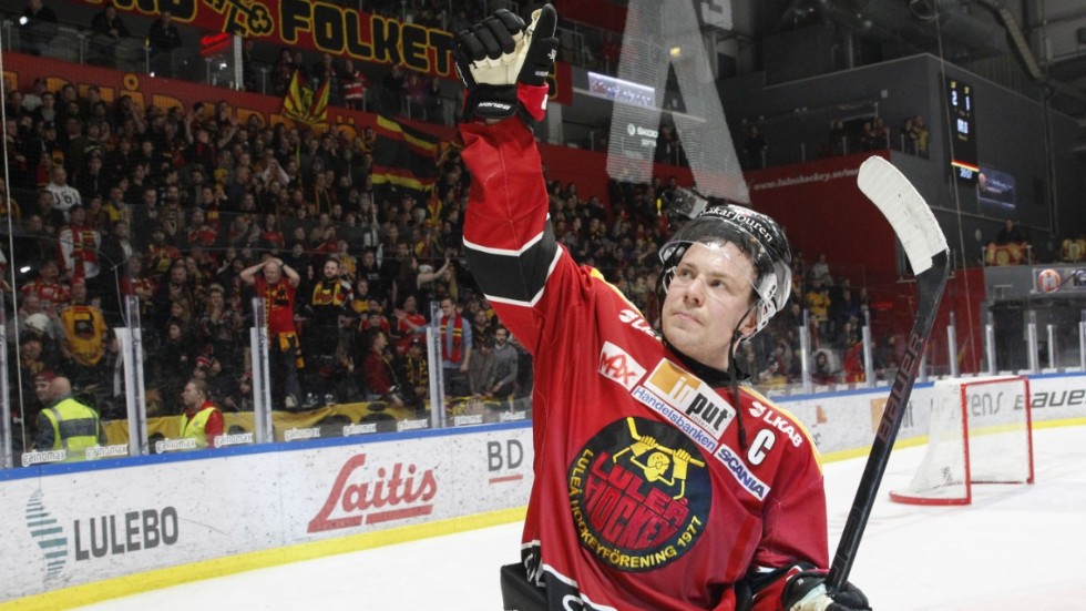 Erik Gustafsson får chansen till spel med Tre Kronor i ytterligare ett olympiskt spel.