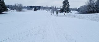 Maif har fixat skidspåren på golfbanan