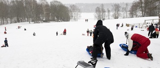 Man körde bil berusad i pulkabacke