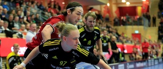 Värvade spelare – mitt under SM-finalen