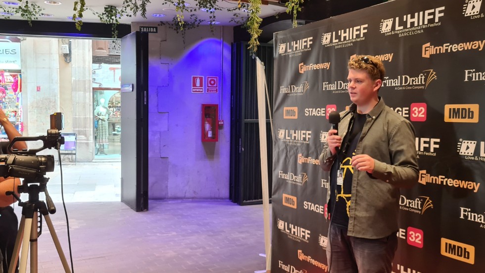 Julius Wadman, 21, fick pris för bästa foto för filmkollektivet Nalle Bruuns film "De giriga" på Love & Hope International Film Festival i helgen. 