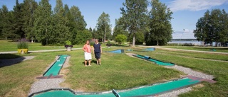 Besvikna på stängd minigolfbana