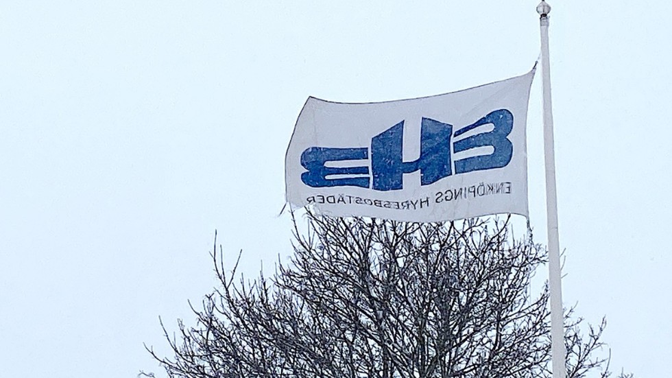 Det kommunala bostadbolaget Enköpings hyresbostäder, EHB, kan vinna pris i branschtävlingen Kundkristallen.