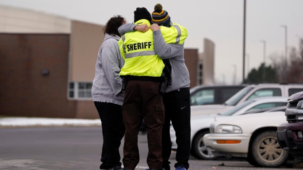 Polis tar hand om anhöriga efter dödsskjutning i Michigan.