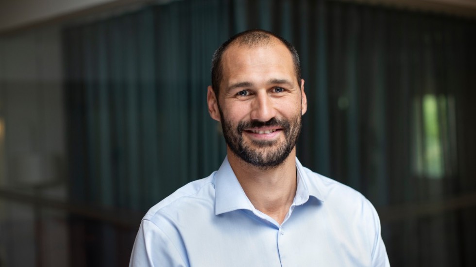 Jon Rytterbro, chef för utveckling och hållbarhet vid Gotlandshem, behöver konsultstöd både till nyproduktion och renovering.