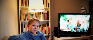 Premiär i dag: Elis, 12, löser mysterier i TV igen