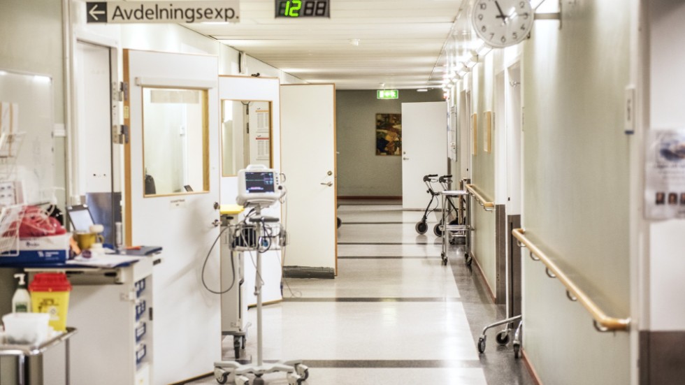 Vem ska arbeta i hälso- och sjukvården när den fasta personalen får nog och säger upp sig? 