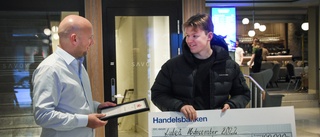 17-åringen trodde han skulle till tandläkaren – fick stipendium på 100 000 kronor i stället